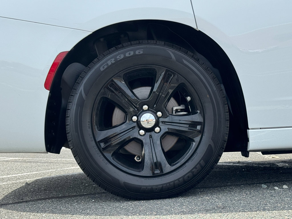 Used 2022 Dodge Charger SXT image 29