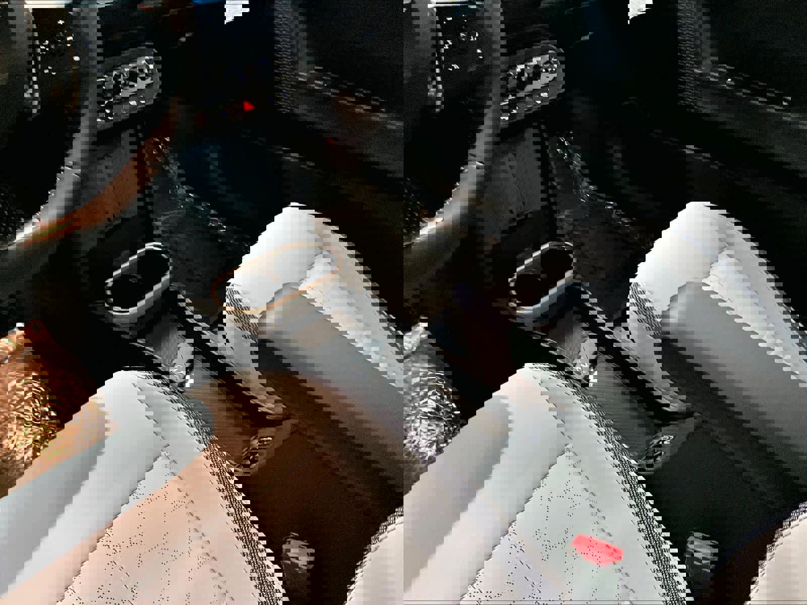 Used 2025 MINI Cooper 2-Door Hardtop image 19