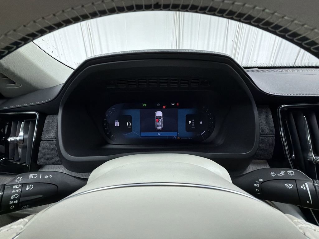 New 2026 Volvo XC90 B6 Ultra w/ Protection Package image 18