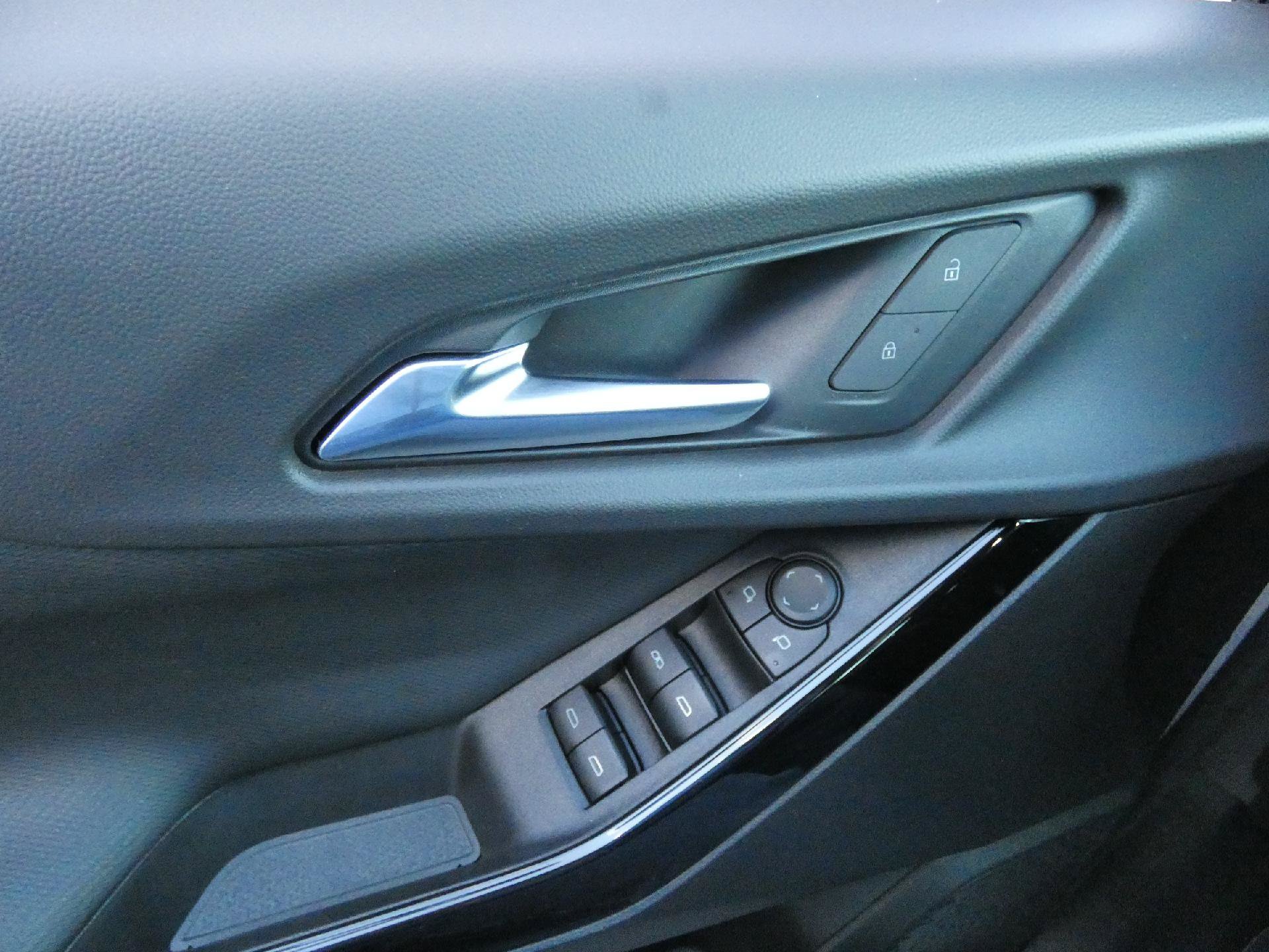 Certified 2025 Chevrolet Equinox LT w/ Safety and Technology Package FWD image 19
