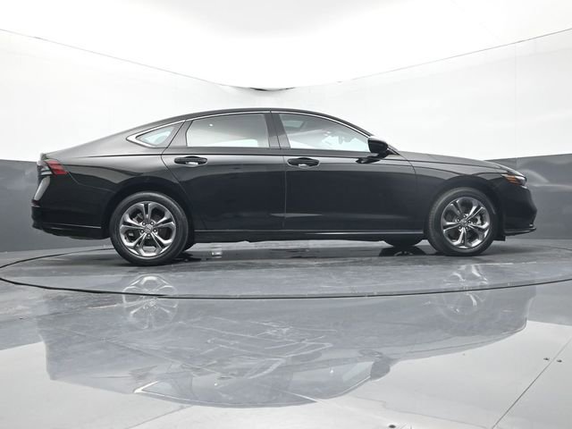 Used 2023 Honda Accord EX-L image 12