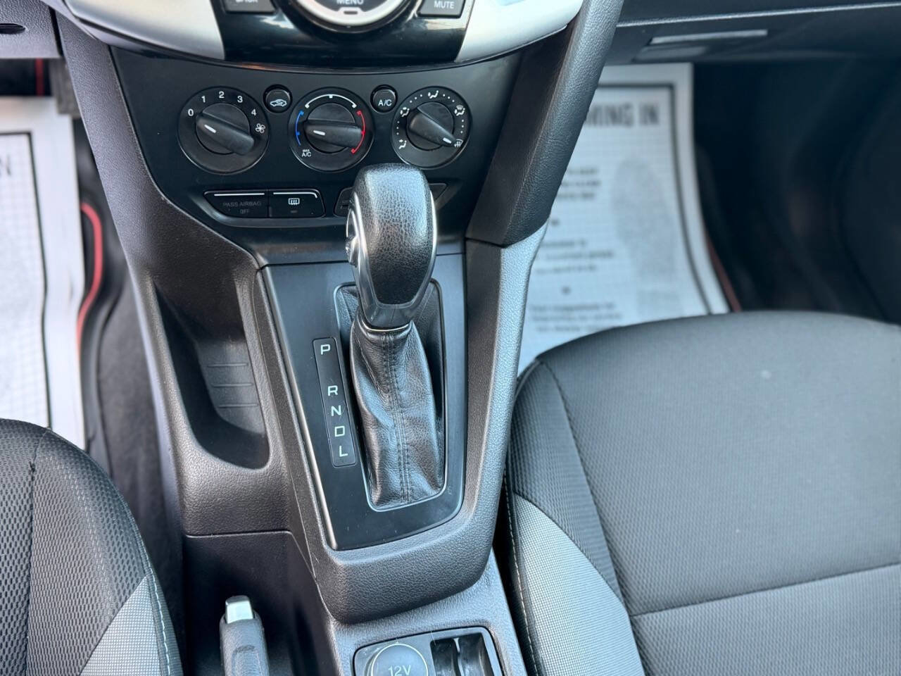 Used 2014 Ford Focus S image 16