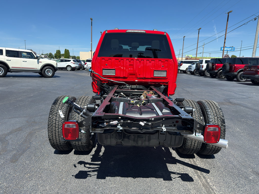 New 2026 Ford F350 XLT w/ XLT Value Package AWD/4WD image 7