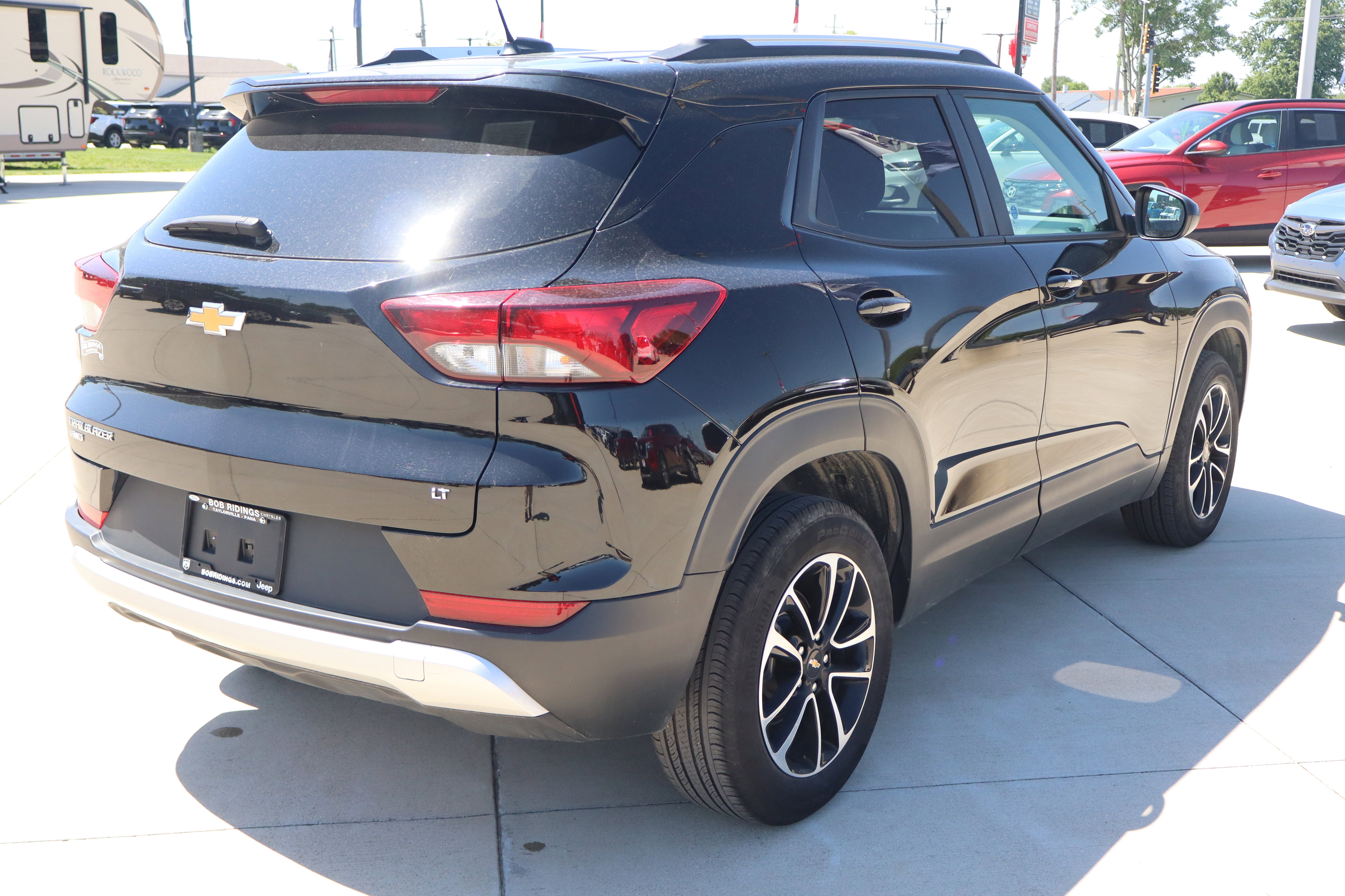 Used 2025 Chevrolet TrailBlazer LT AWD/4WD image 6