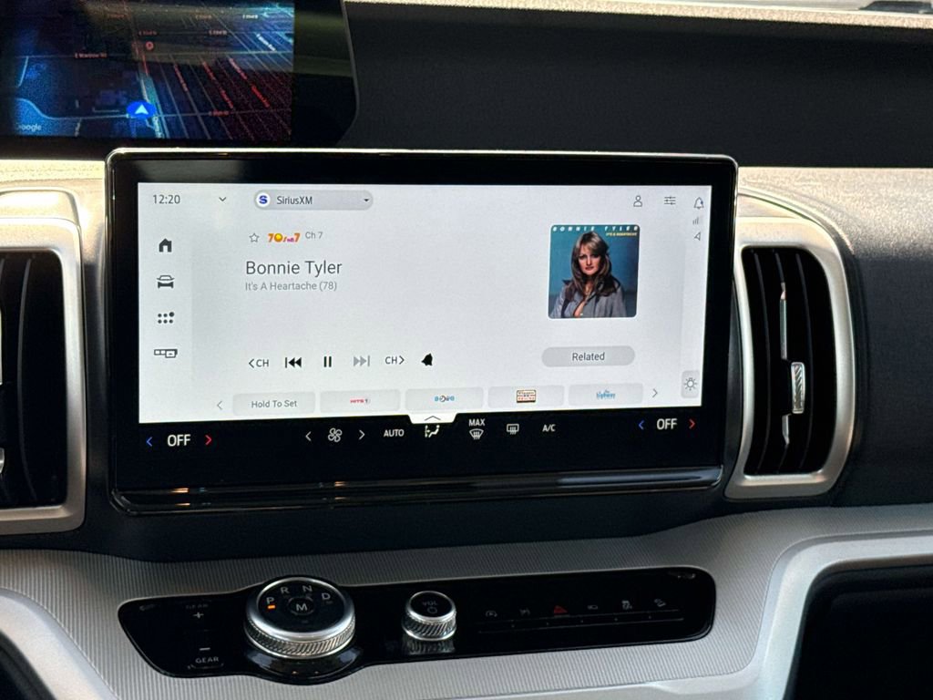 Certified 2025 Ford Expedition Active image 21