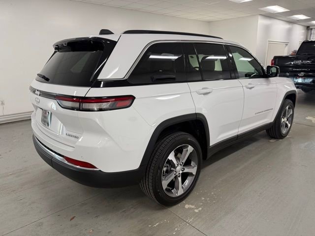 New 2025 Jeep Grand Cherokee Limited w/ Luxury Tech Group II image 6