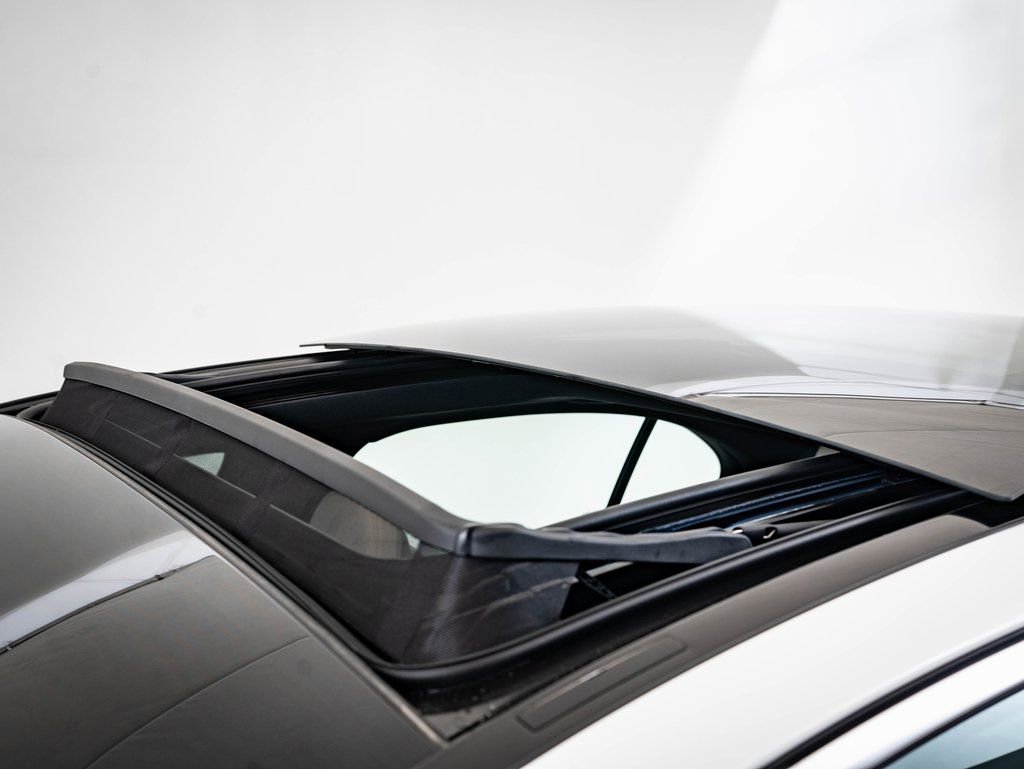 Used 2025 Mercedes-Benz C 300 4MATIC Sedan image 14