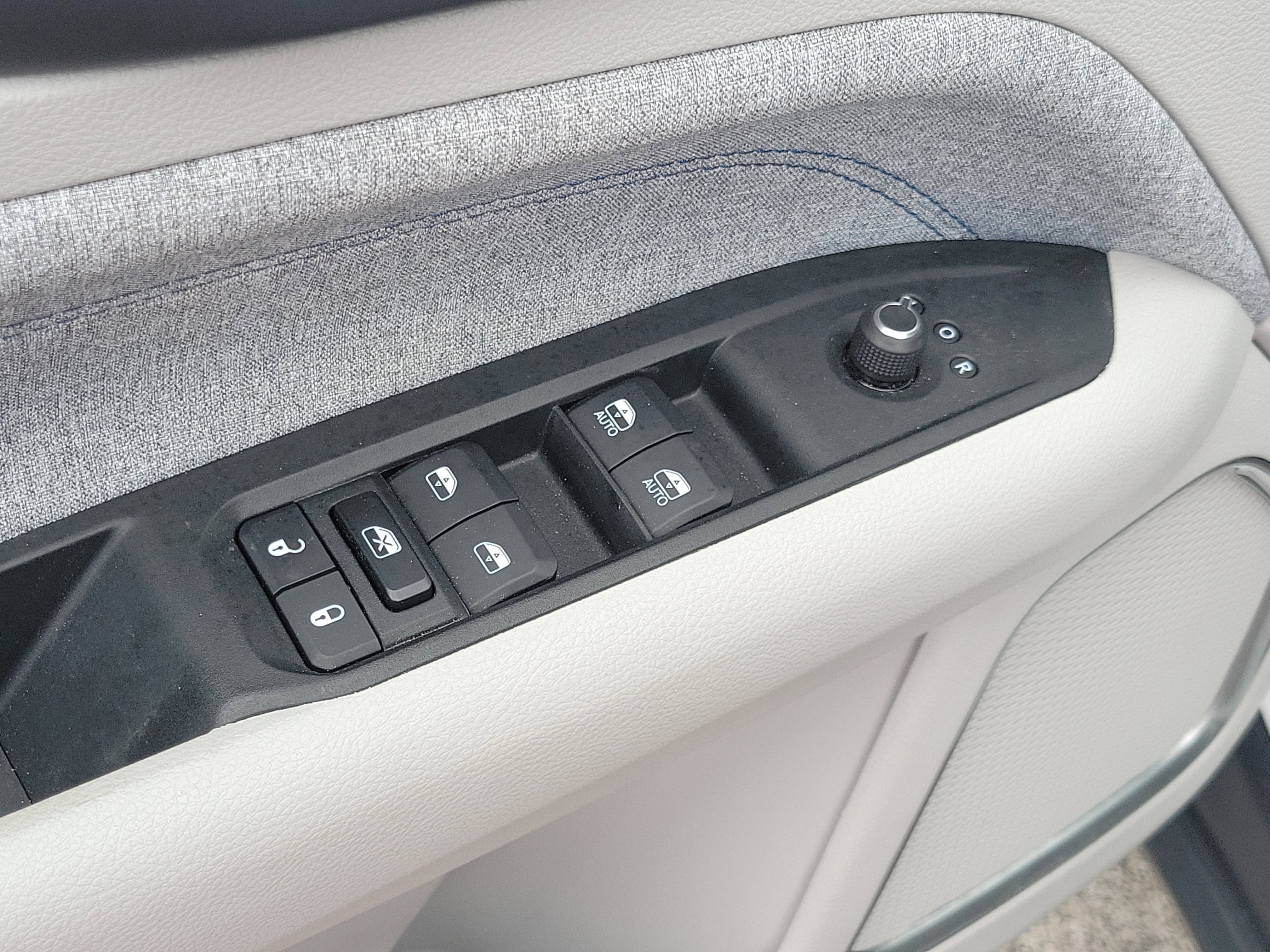 Used 2022 Jeep Compass Latitude w/ Convenience Group image 25