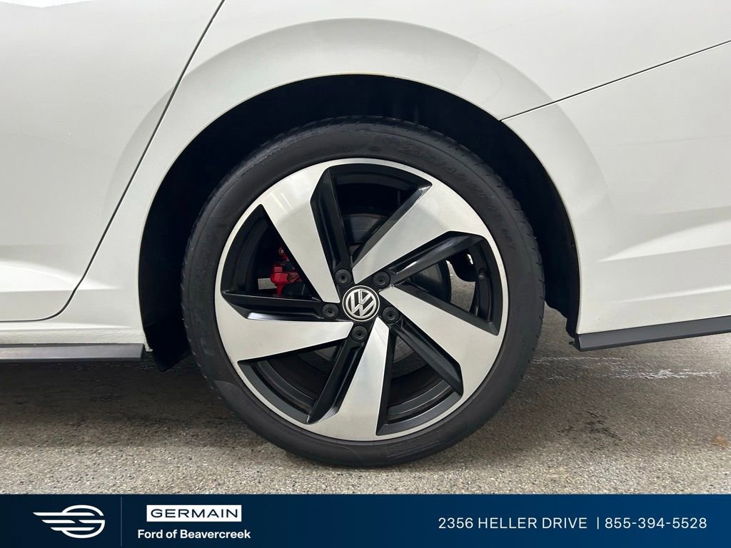 Used 2024 Volkswagen Jetta GLI 40th Anniversary Edition FWD image 12