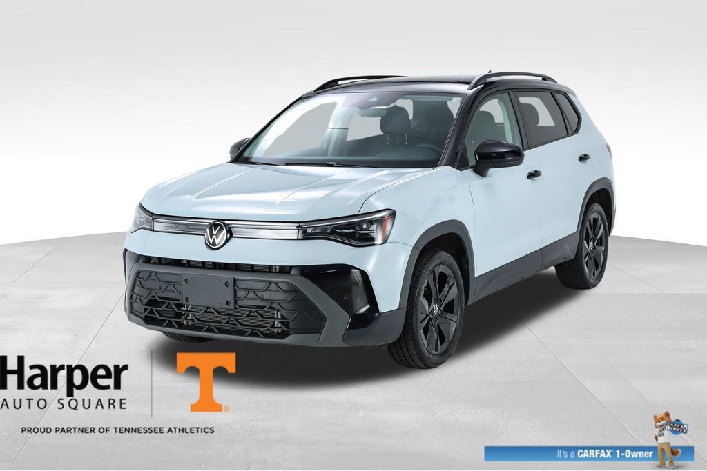 Used 2025 Volkswagen Taos SE FWD image 1