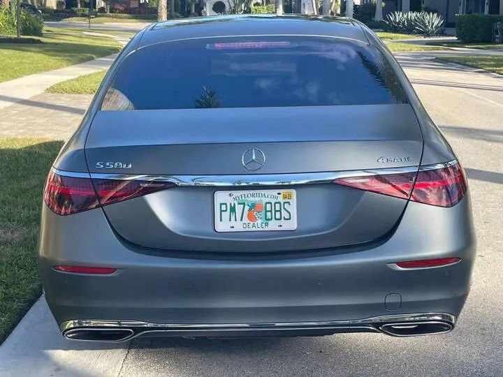 Used 2022 Mercedes-Benz S 580 4MATIC Sedan w/ Rear Seat Package image 4