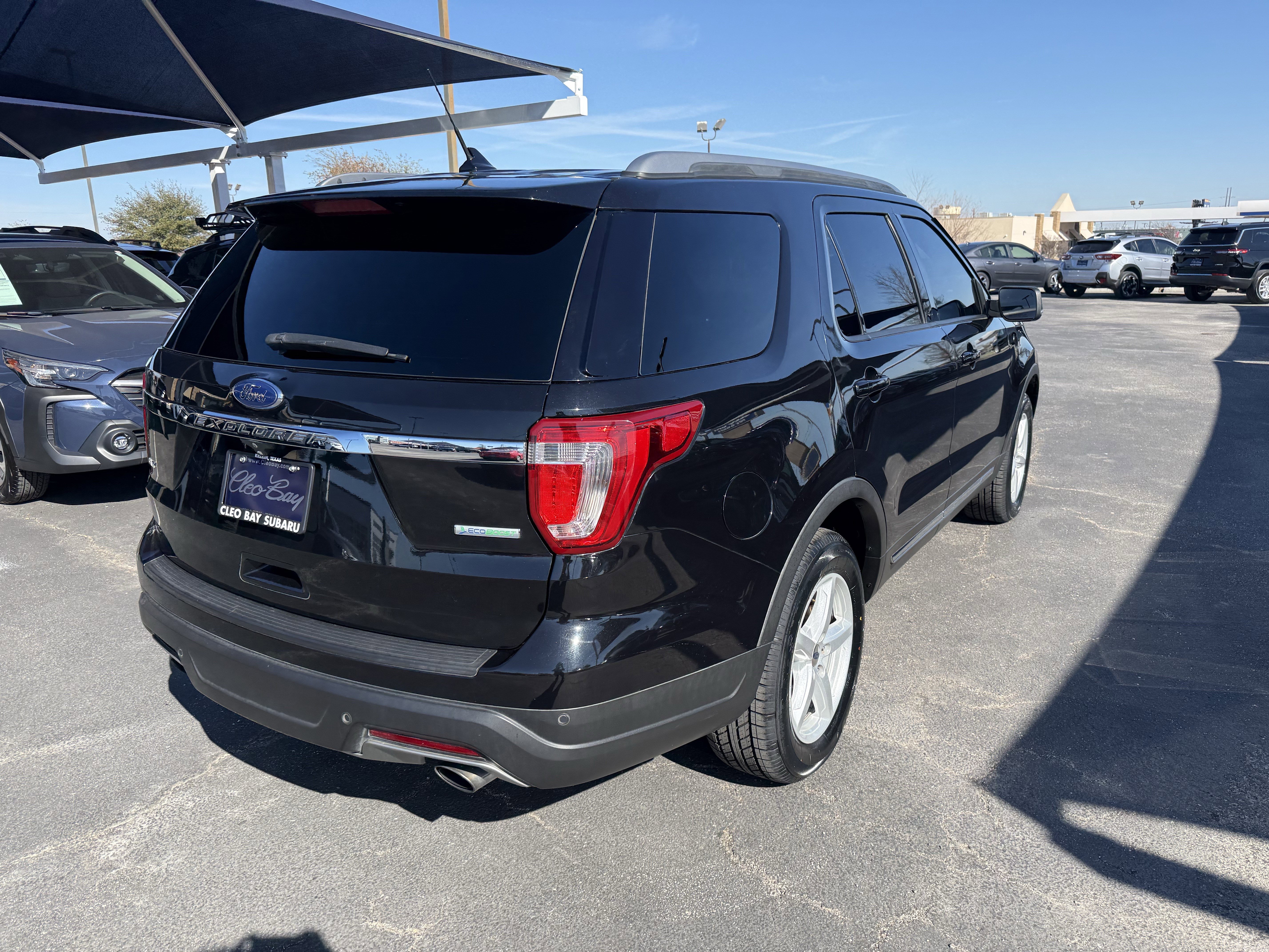 Used 2019 Ford Explorer XLT w/ Equipment Group 202A image 7