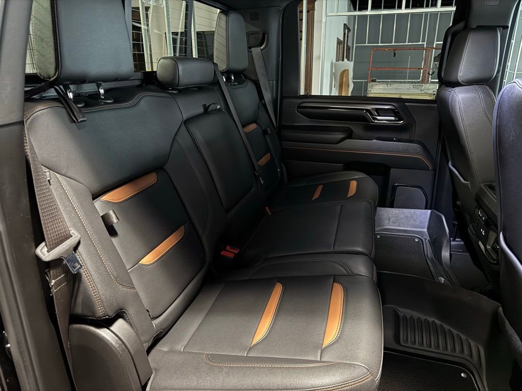 Used 2024 GMC Sierra 2500 AT4 w/ AT4 Premium Plus Package image 24