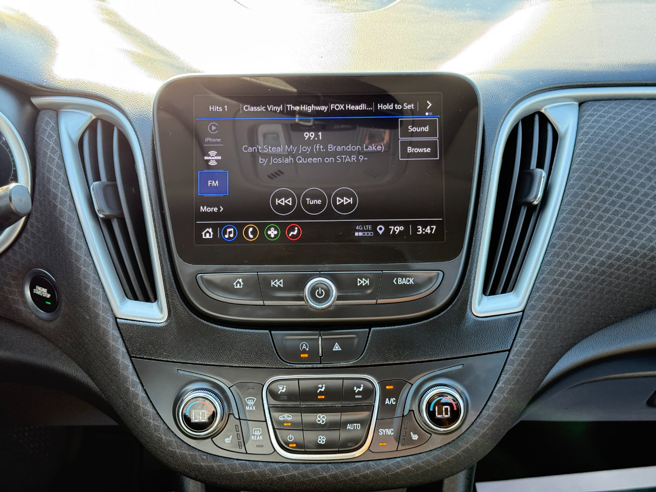 Used 2023 Chevrolet Malibu LT image 21