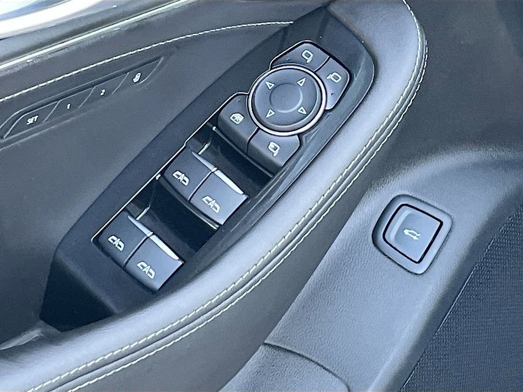 Used 2025 Cadillac CT5 Premium Luxury RWD image 18