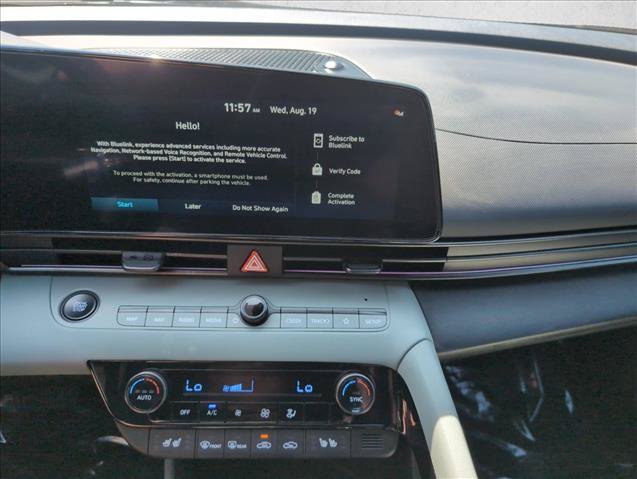 Certified 2025 Hyundai Elantra Limited FWD image 16