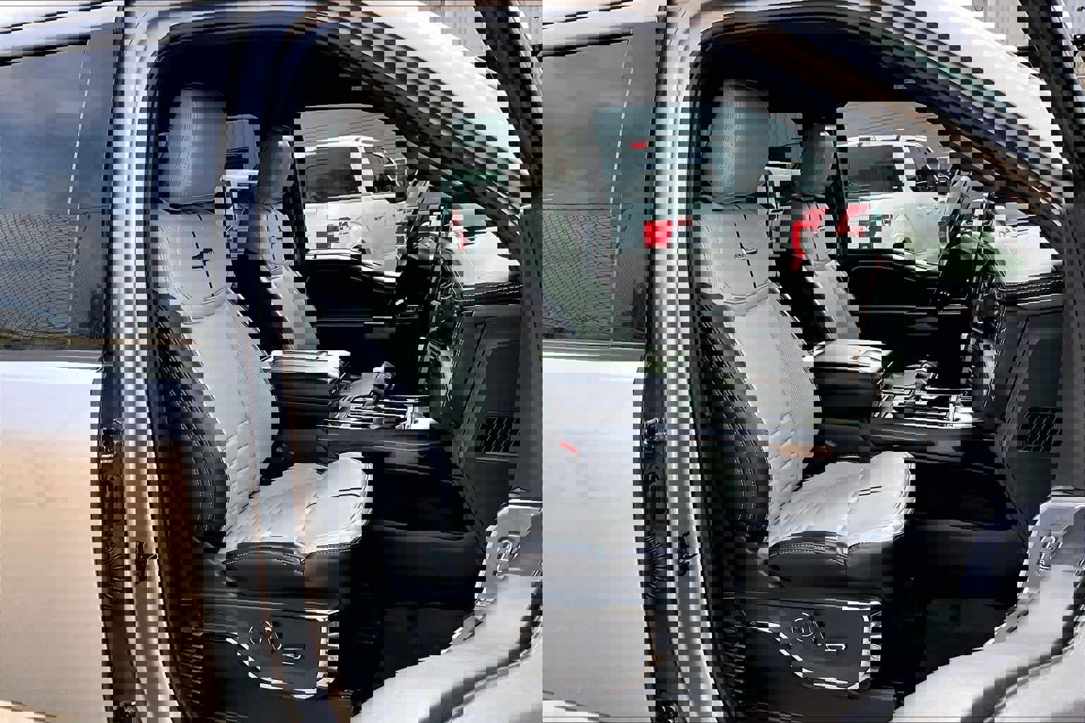 Certified 2025 Ford F150 Lightning Platinum image 8