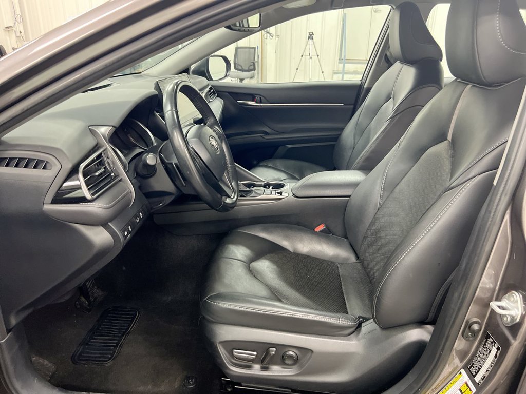 Used 2024 Toyota Camry XSE FWD image 19