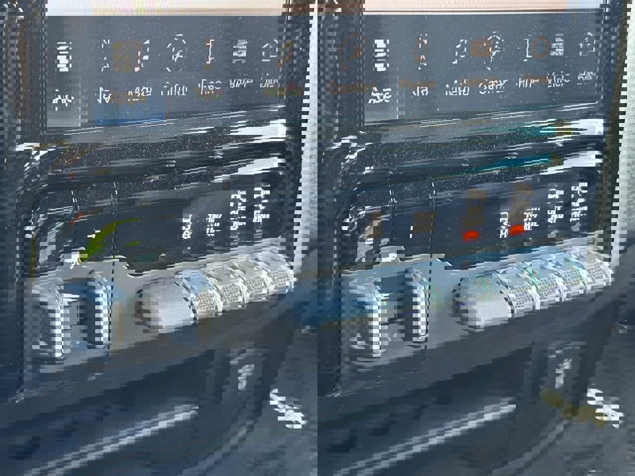 Used 2024 RAM 2500 Big Horn w/ Safety Group image 27