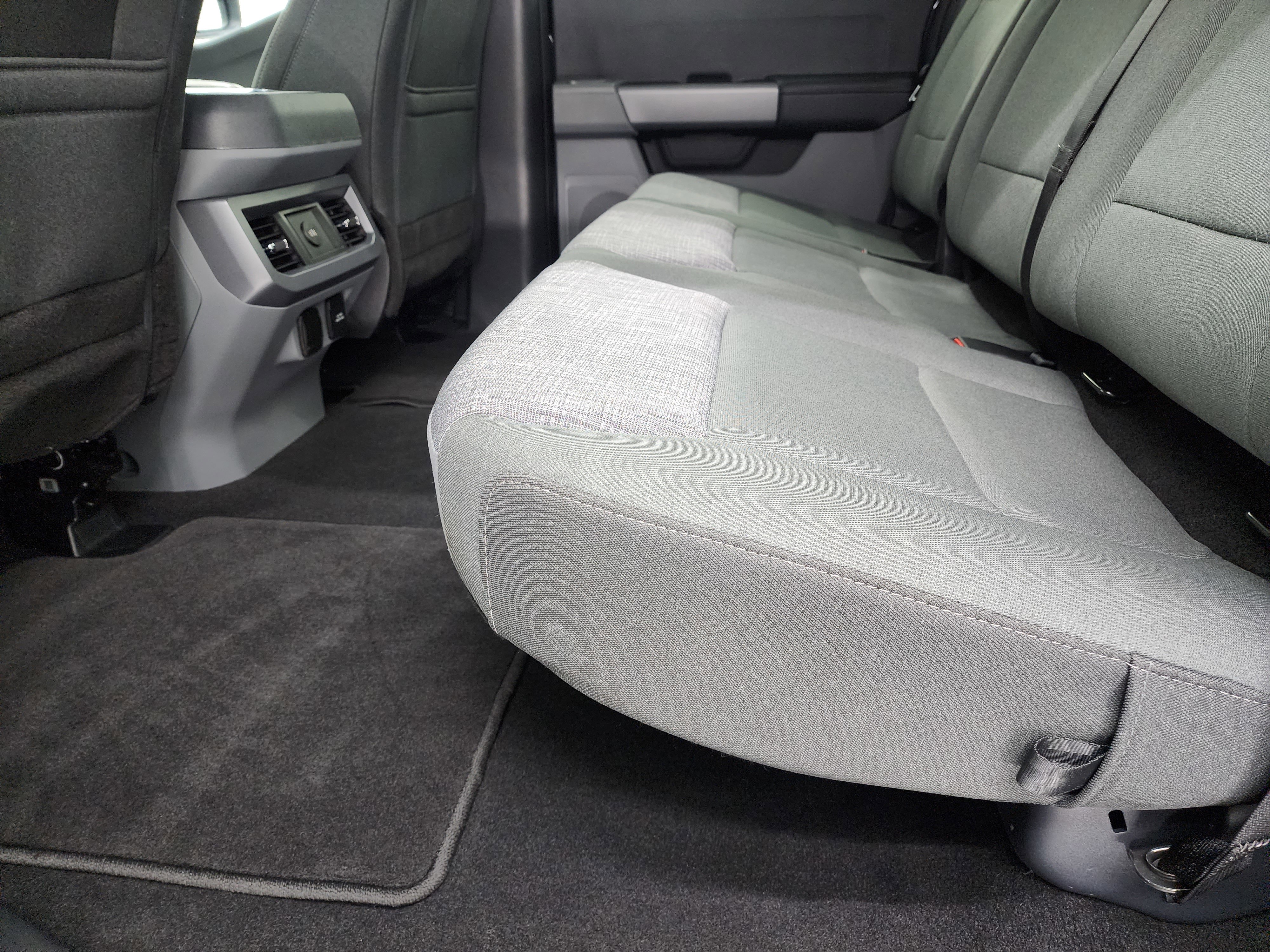 Used 2024 Ford F350 XLT w/ Tremor Off-Road Package image 32