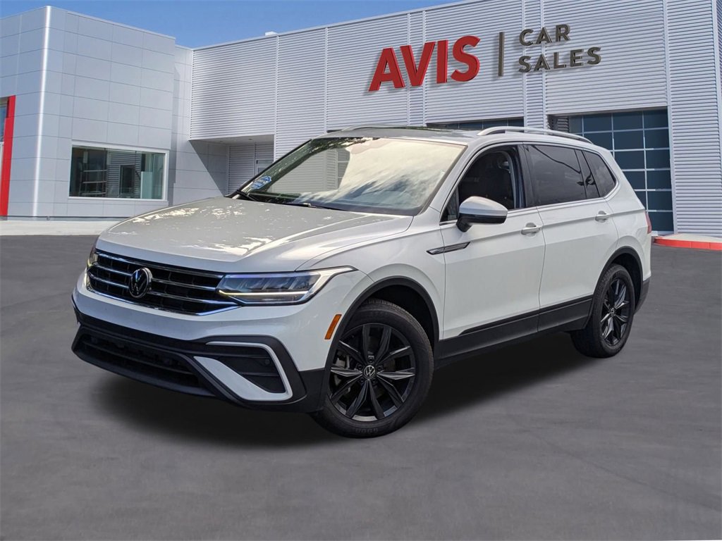 Used 2024 Volkswagen Tiguan SE