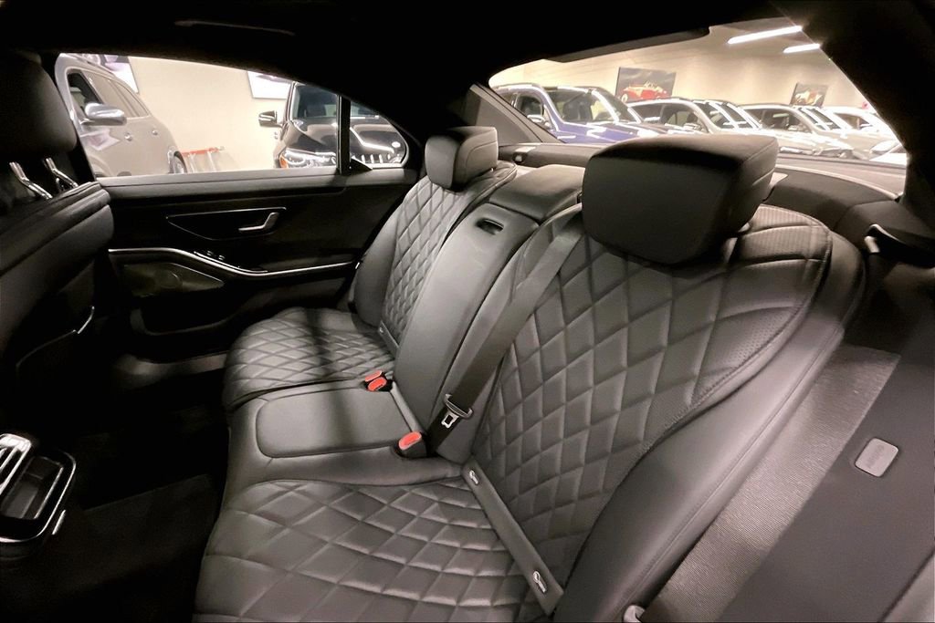 New 2025 Mercedes-Benz S 580 4MATIC Sedan image 10
