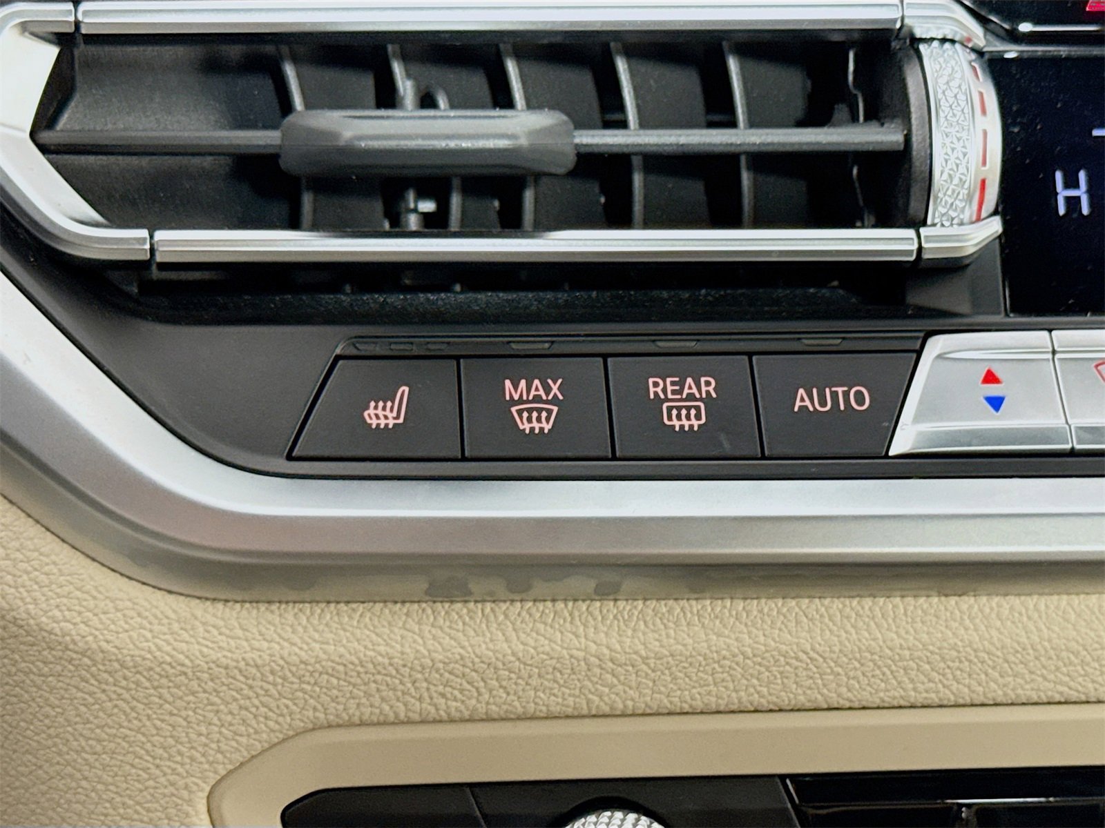 Certified 2023 BMW 430i Convertible w/ Premium Package image 21