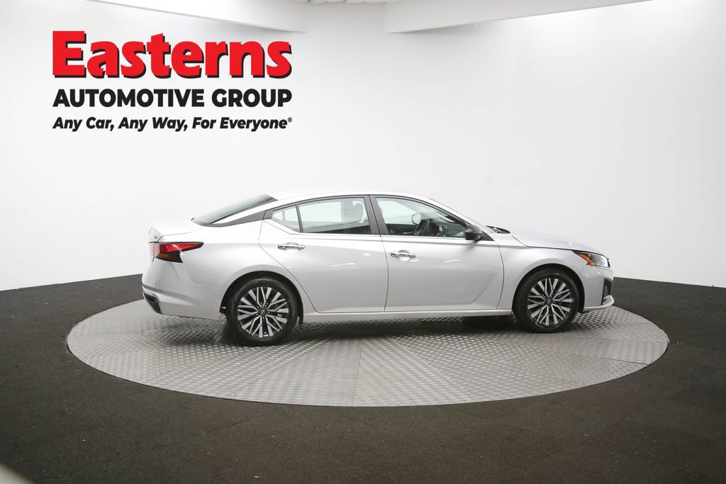 Used 2024 Nissan Altima 2.5 SV image 41