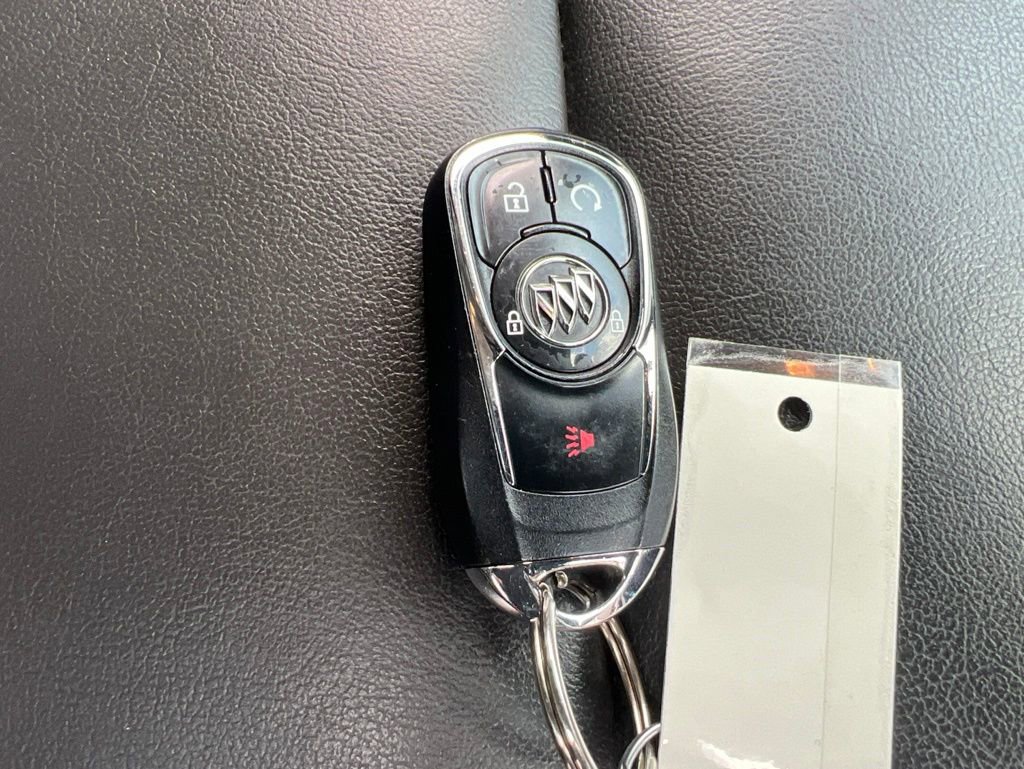Used 2019 Buick Encore Essence FWD image 24