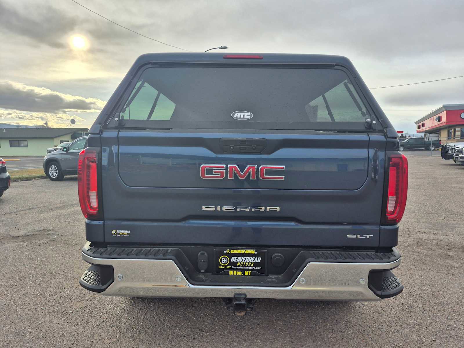 Used 2019 GMC Sierra 1500 SLT w/ SLT Premium Plus Package image 4