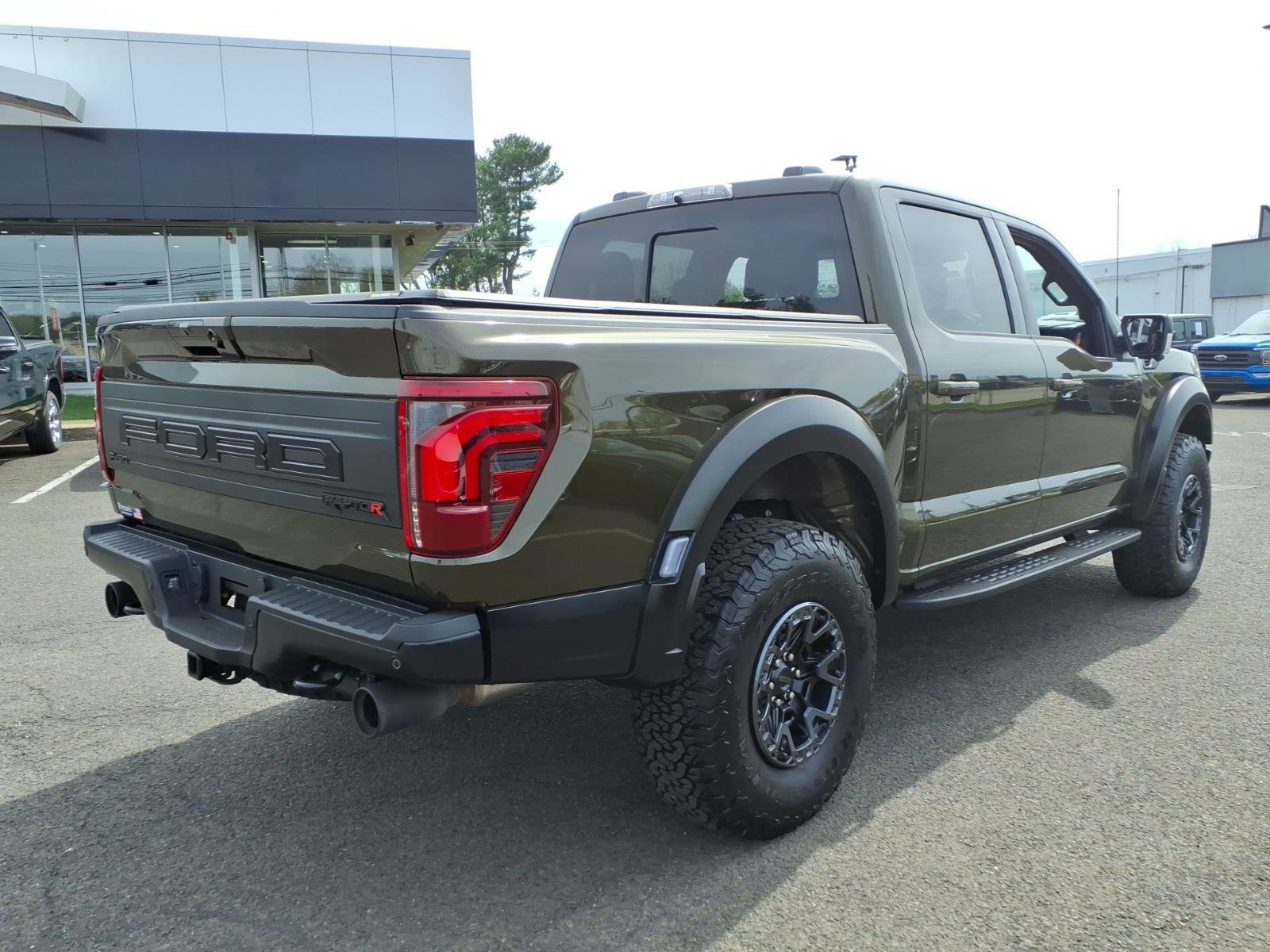 Used 2024 Ford F150 Raptor w/ Equipment Group 803A Raptor R AWD/4WD image 3