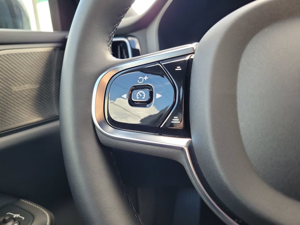 Certified 2024 Volvo S60 B5 Plus w/ Climate Package AWD/4WD image 23