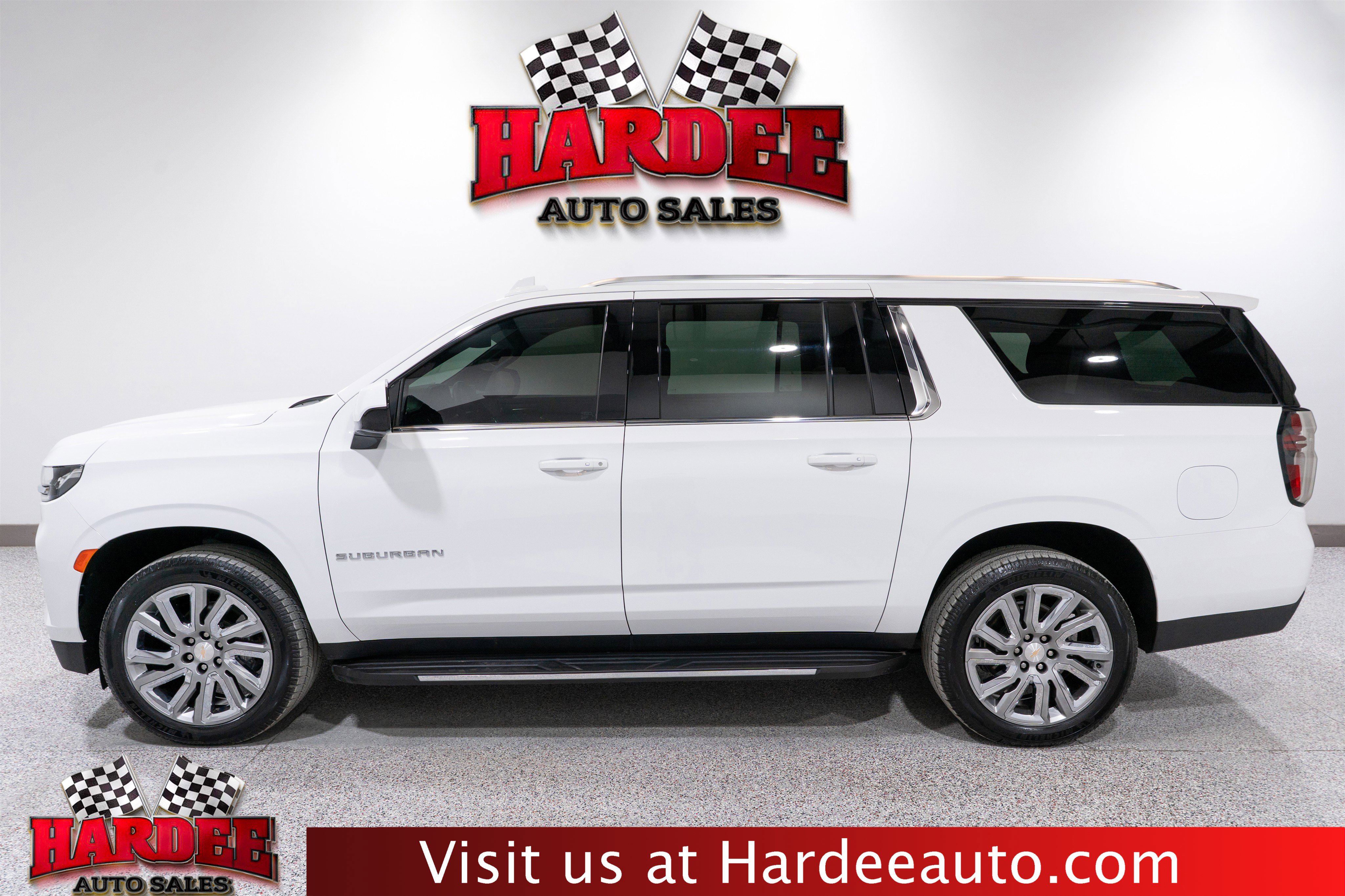Used 2024 Chevrolet Suburban LT