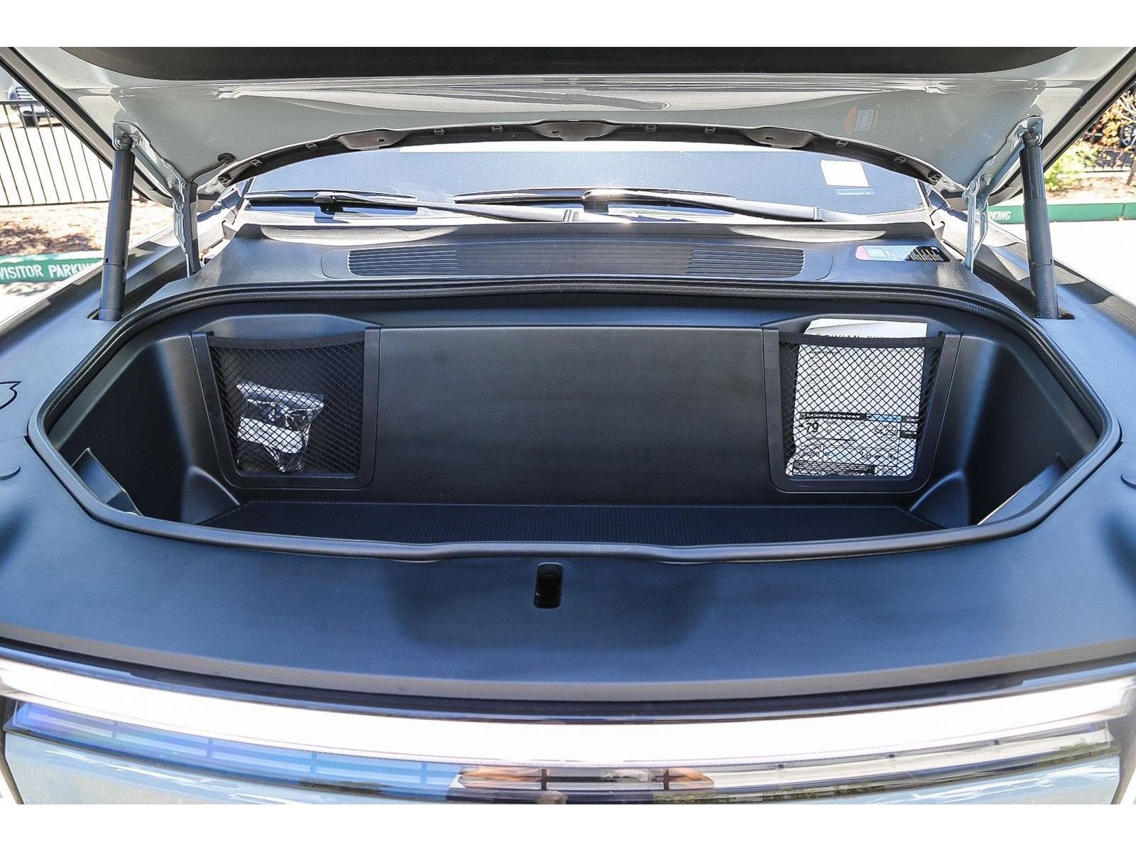 Used 2025 Rivian R1S Adventure AWD/4WD image 25