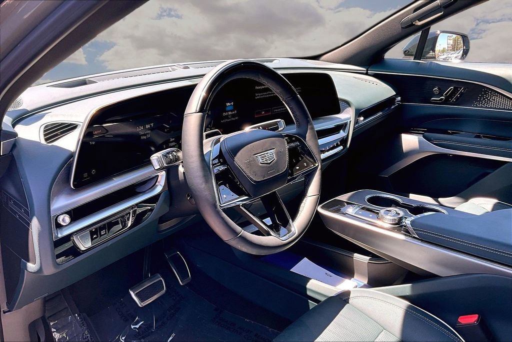 Certified 2025 Cadillac Lyriq Sport w/ LPO, Red Accent Package AWD/4WD image 17