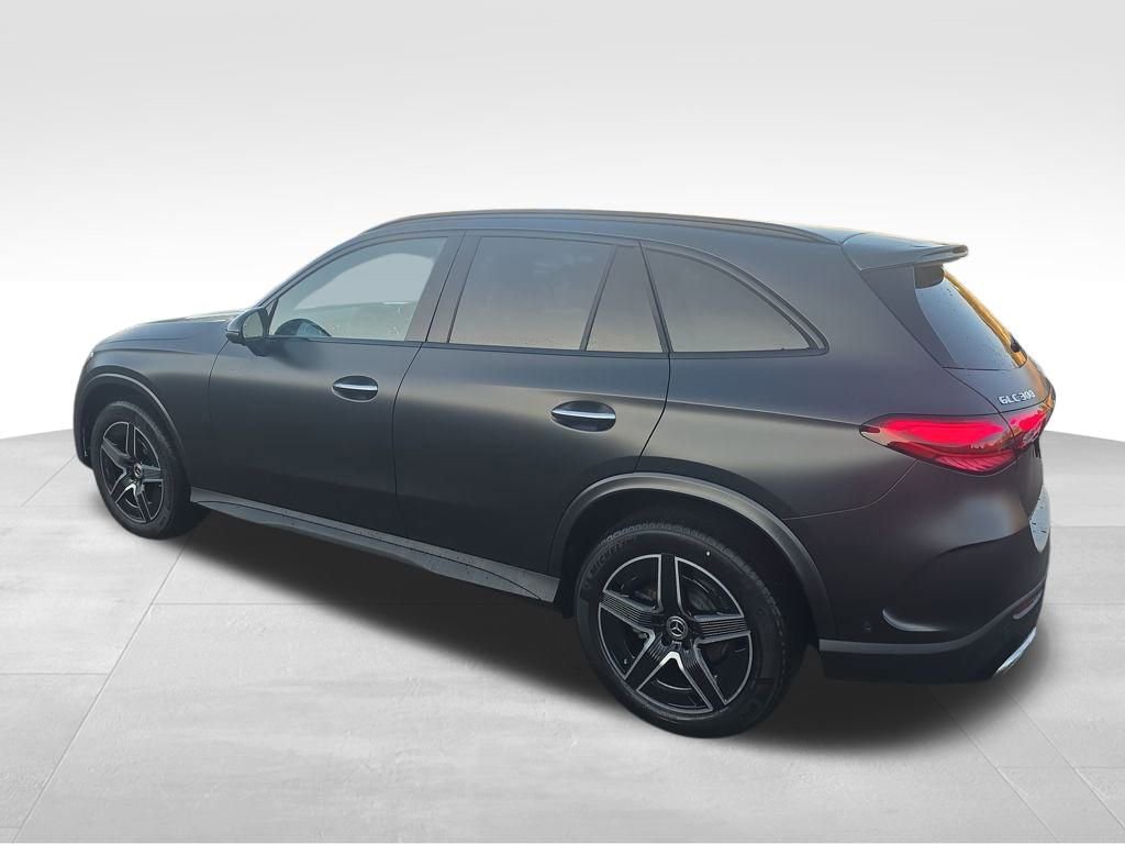 New 2026 Mercedes-Benz GLC 300 4MATIC image 3