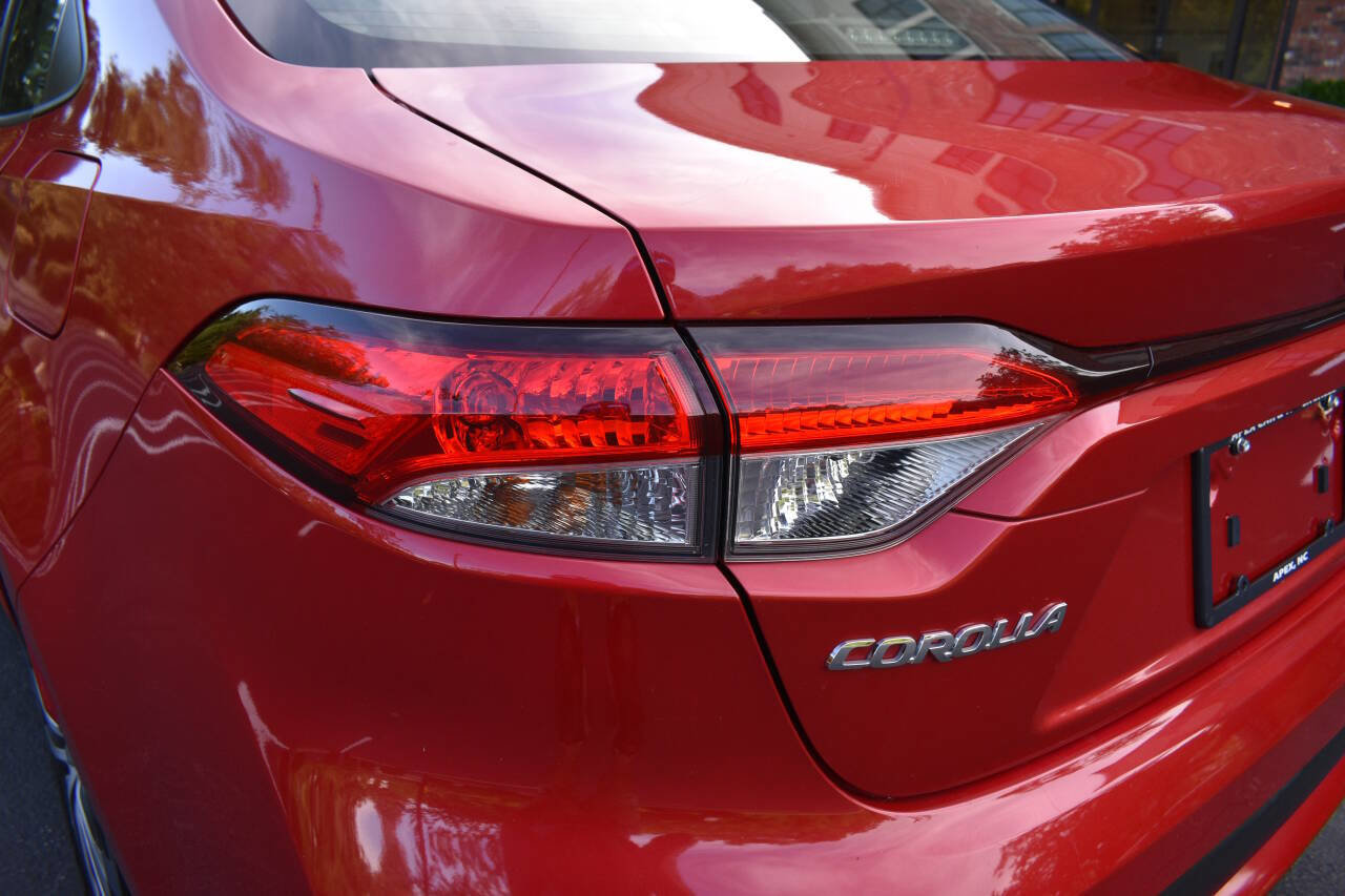 Used 2021 Toyota Corolla LE image 35