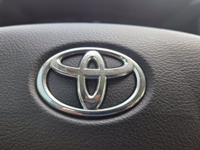 Used 2022 Toyota Tacoma SR w/ SR Convenience Package RWD image 27