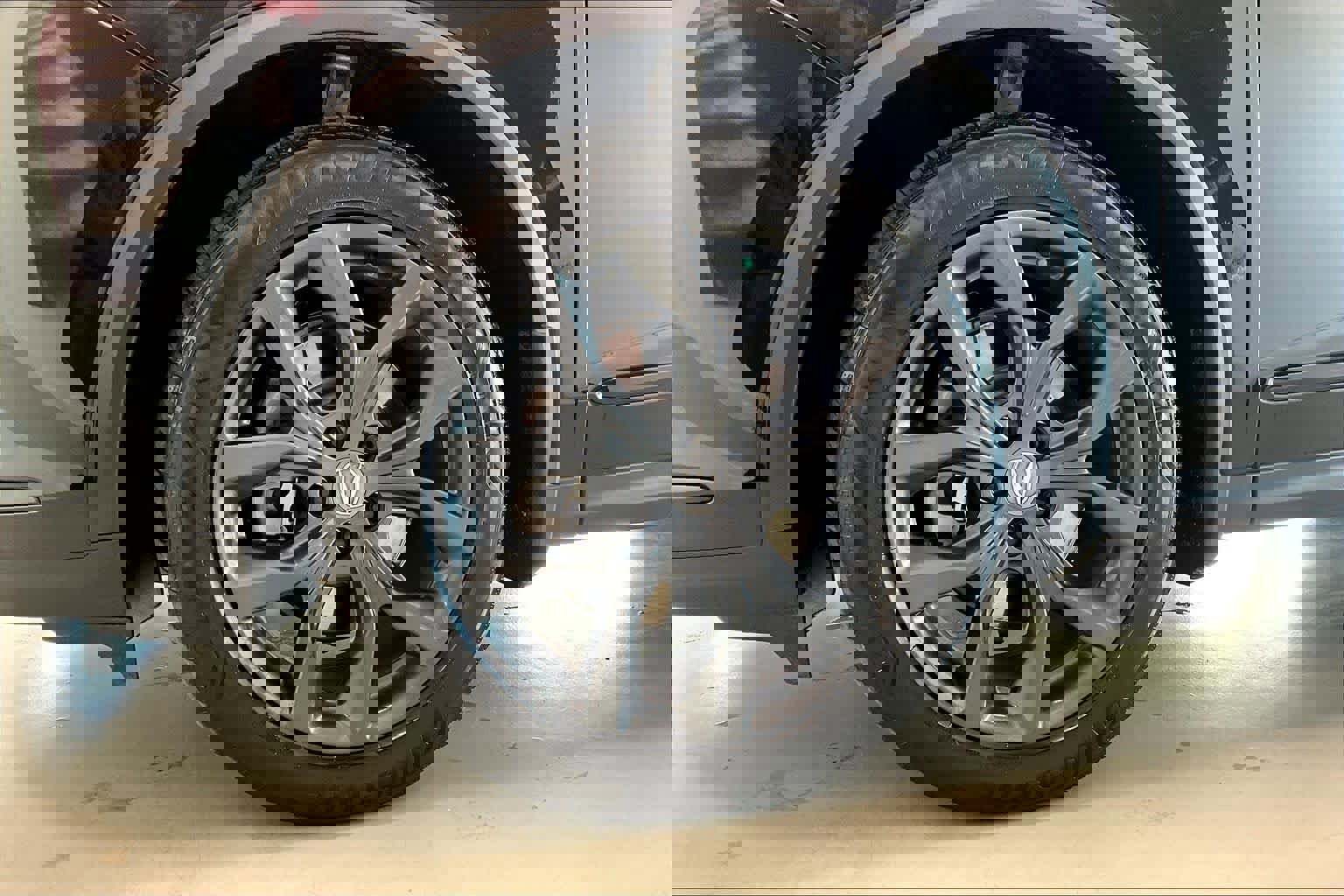 Used 2023 Acura MDX A-Spec image 8