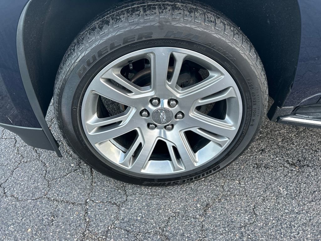 Used 2020 Cadillac Escalade Luxury image 24