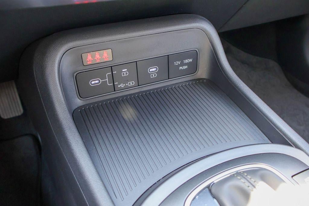 New 2026 Hyundai Kona SE image 15