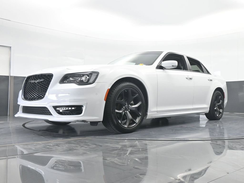 Used 2023 Chrysler 300 Touring L image 51