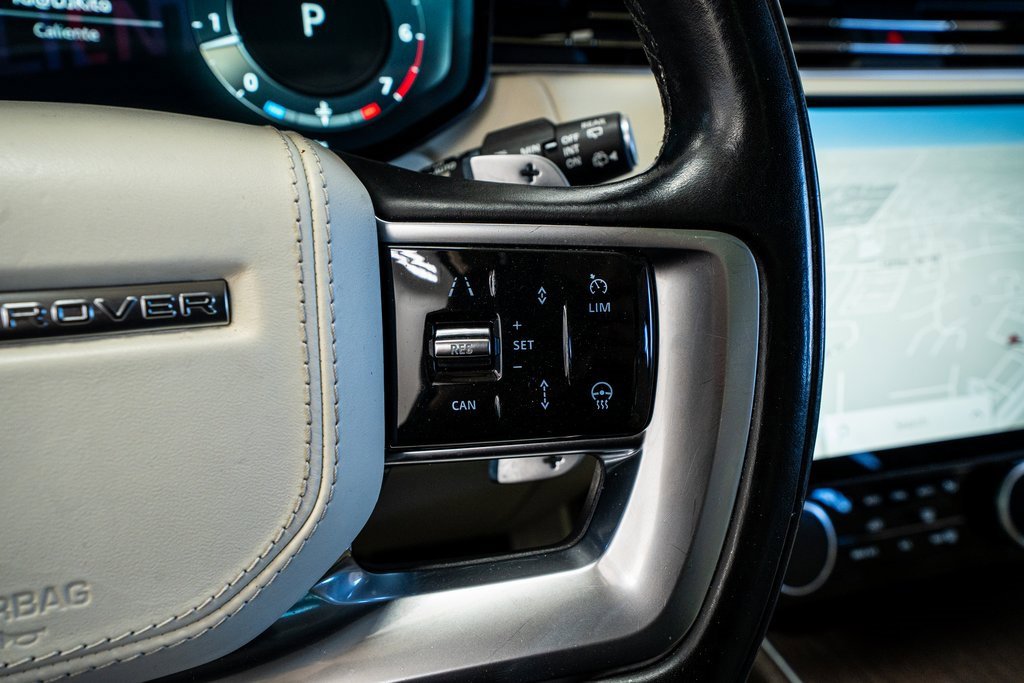 Used 2023 Land Rover Range Rover Long Wheelbase SE image 41