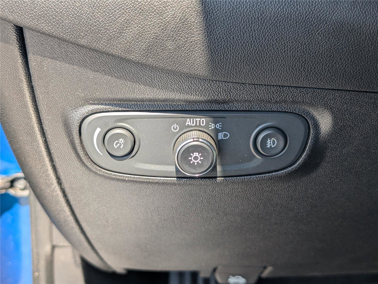 Used 2019 Chevrolet Equinox Premier AWD/4WD image 25