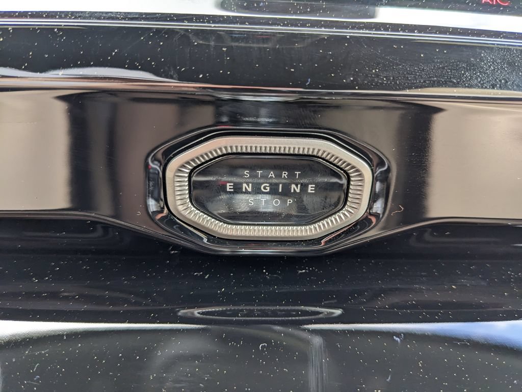 New 2026 Jeep Grand Cherokee Limited RWD image 29