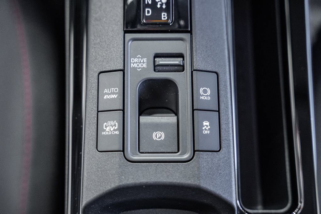 Used 2024 Toyota Prius Prime SE image 22