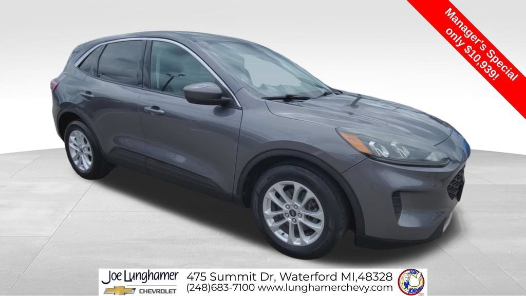 Used 2021 Ford Escape SE w/ Cold Weather Package FWD video 2