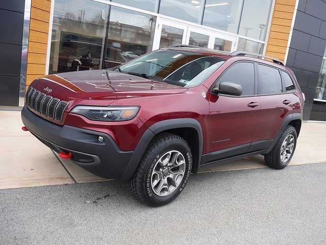 Used 2020 Jeep Cherokee Trailhawk w/ Cold Weather Group image 1