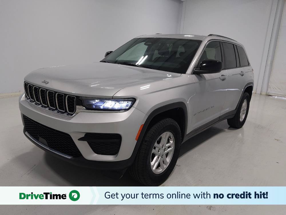 Used 2023 Jeep Grand Cherokee Laredo