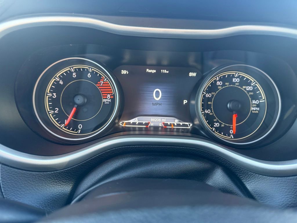 Used 2016 Jeep Cherokee Trailhawk w/ Comfort/Convenience Group image 20